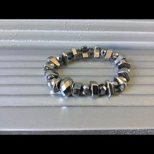 Hematite and Diamond gemmed beaded bracelet